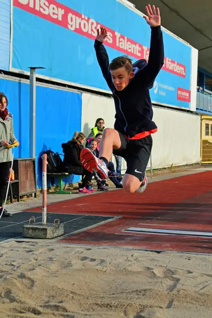 Weitsprung2.jpg